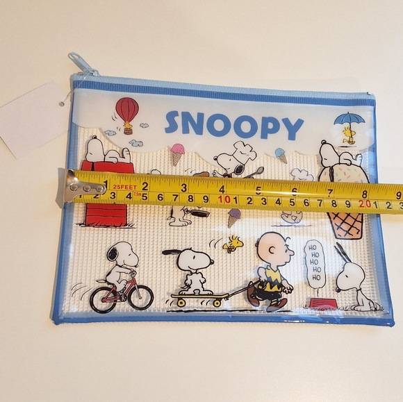 Snoopy Peanuts Mesh Zipper Pouch Organizer - Cute & Functional Storage Bag, Blue - Picture 3 of 4